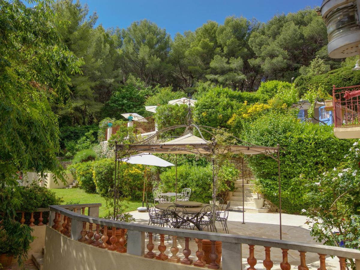 Le Port D'attache Bed and breakfast 2*